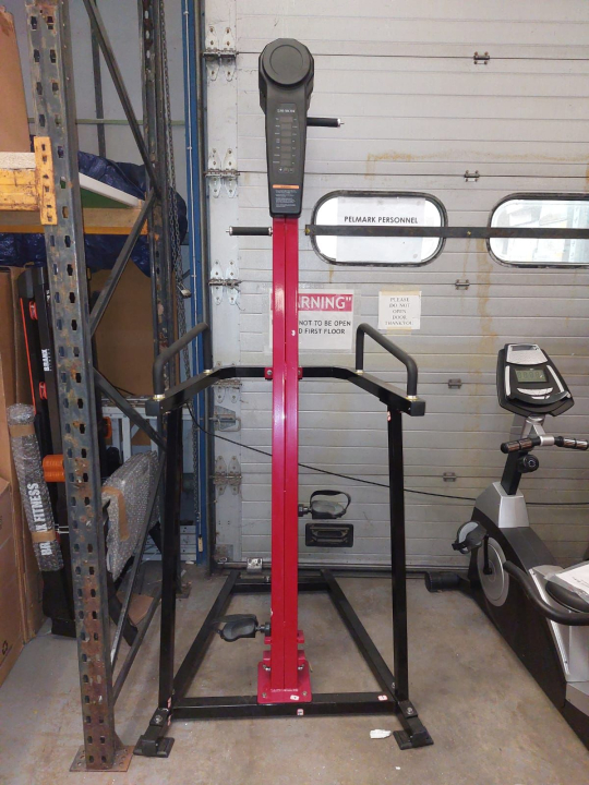 Out Of The Box Branx Fitness Commercial Climbing Machine
